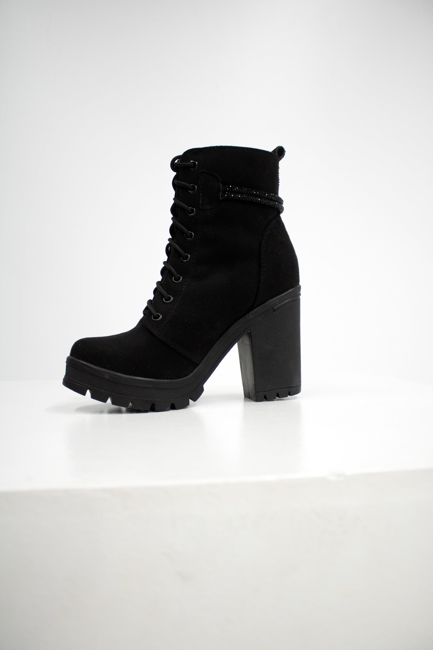 Botín de Tacón Con Cordón Murano